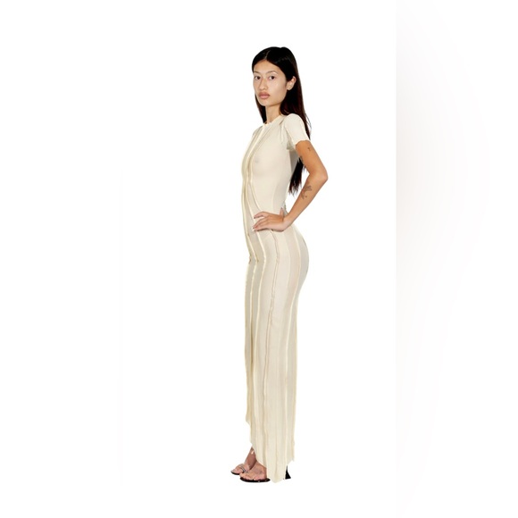 SAMI MIRO VINTAGE ASYMMETRIC SHORT SLEEVE MAXI DRESS IN IVORY MESH, SMALL - Picture 2 of 3